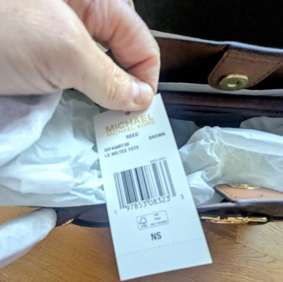 Michael Kors Large Reed Handbag - Picture 4 of 5